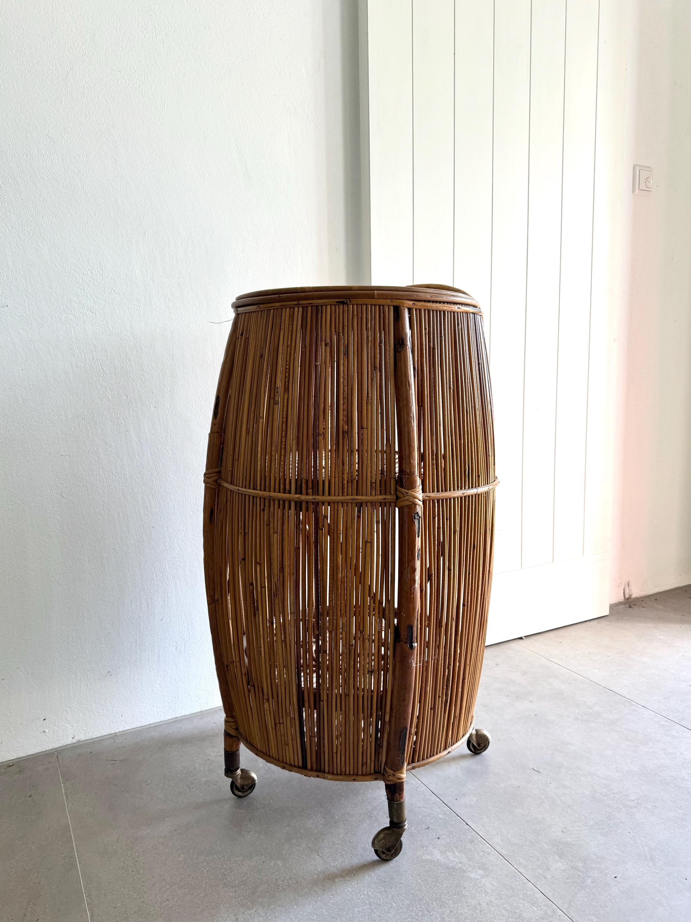 ヴィンテージのイタリア製竹/籐製バートロリー、「Bar Sports
