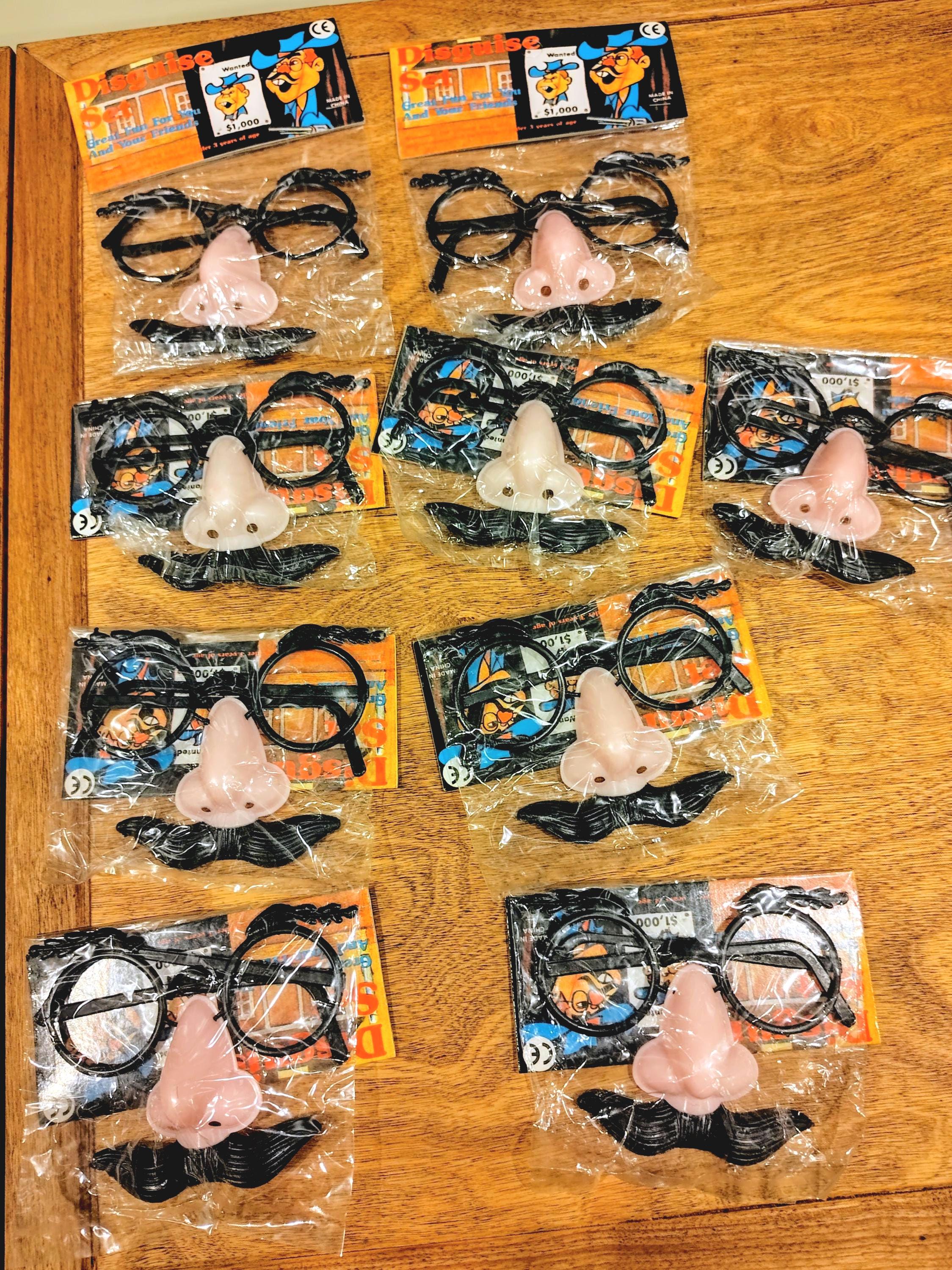 Déguisement Groucho Marx - Lunettes, Sourcils, Nez, Moustache + T-shirt Rouge L - Neuf Sans étiquettes