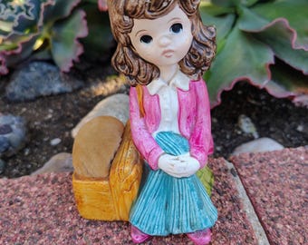 Vintage Keramik Japan sitzende Mädchen Figur Kitsch Nadelkissen Retro Nähzubehör vintage Nadelkissen kitschig Dekor