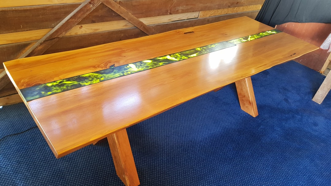 Reclaimed Rimu Table Handcrafted NZ Jade Native Rimu River Dining Table - Etsy Österreich