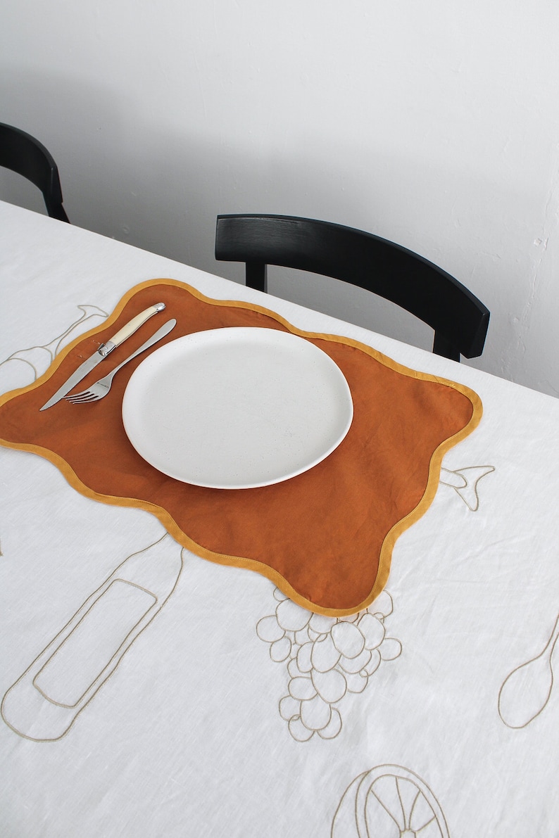 Embroidered Aperitif Linen Tablecloth In Beige image 3