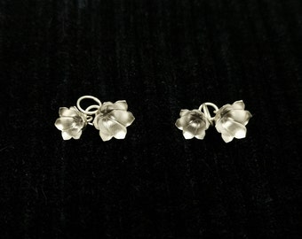 Sterling Silver flower Charm. 925 Sterling Silver lily of the Valley. For Jewelry Making Necklace Bracelet