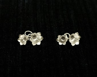 Charme de fleur en argent sterling. Muguet en Argent 925. Pour la fabrication de bijoux Collier Bracelet