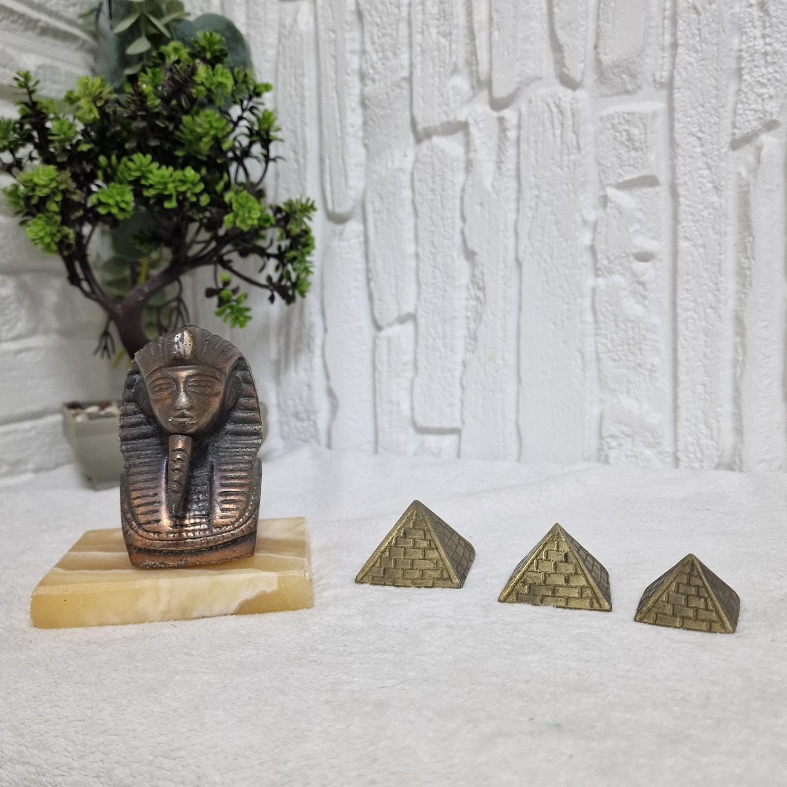 Alabaster pyramid - Etsy 日本