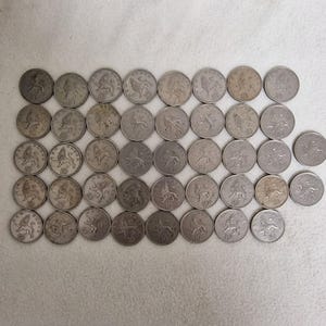 Lote antiguo de 42 monedas británicas de 10 peniques nuevos – Reina Isabel II – 1968-1976 – Tipo grande anterior a 1992 – Colección de monedas del Reino Unido – 474 g a granel
