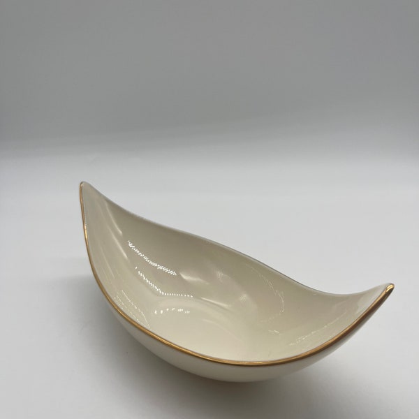 Lenox Ivory Boat Shaped Candy Nut Bowl With Gold Trim Read For Dimensions