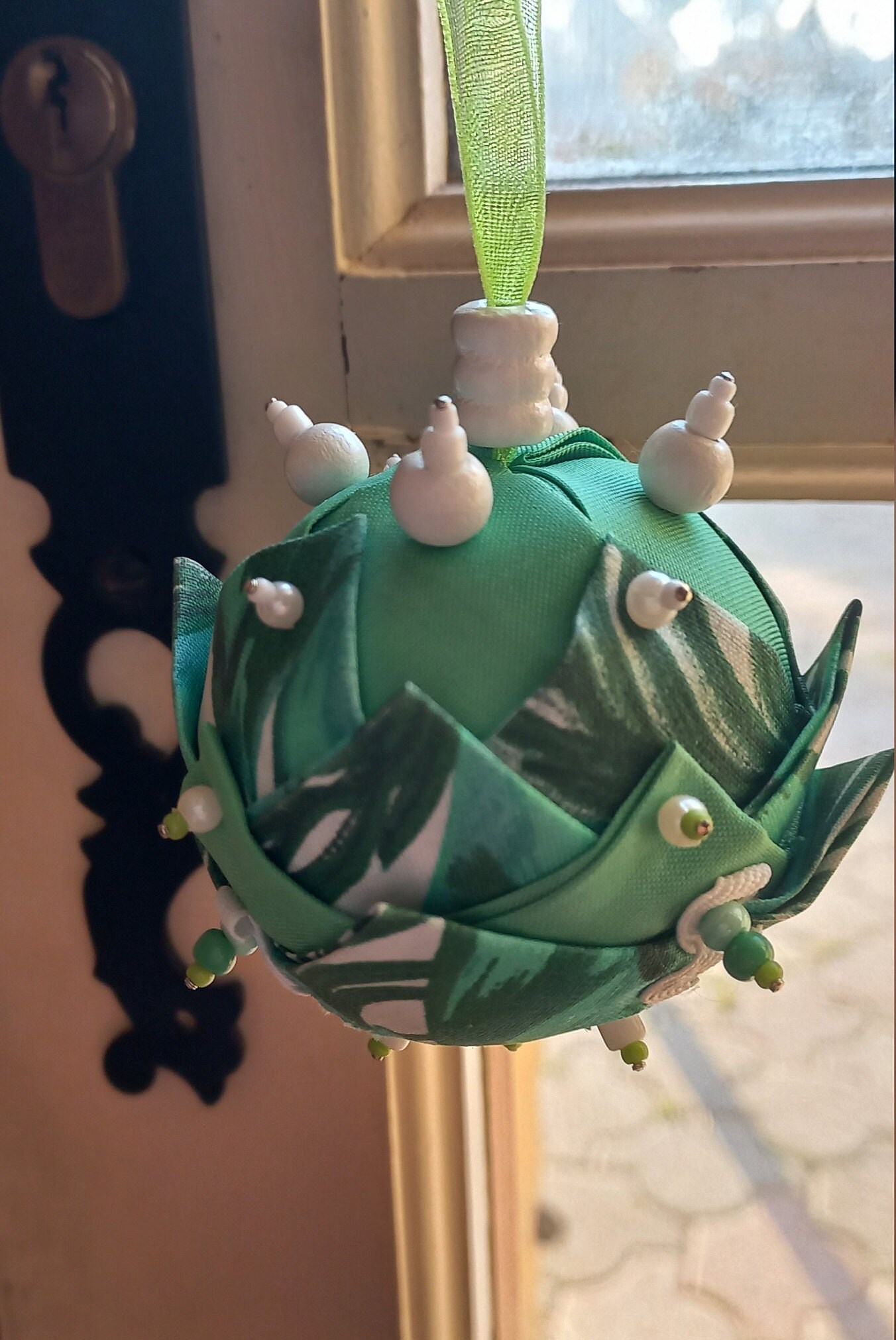 Boule Suspendue Pièce Unique