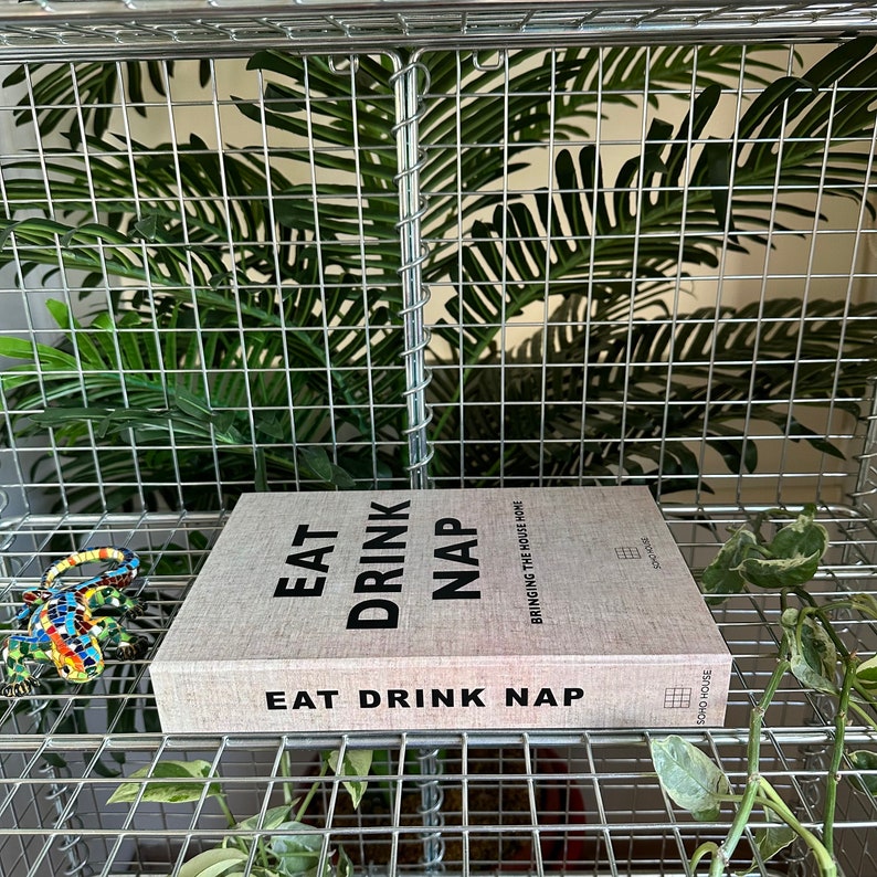 Dekorative AD Architekten Bücherbox, Tom Ford Hard Buchcover, zu öffnende Buchbox, Kaffeetischdekor, Fake-Buch, Buchinszenierung Eat Drink