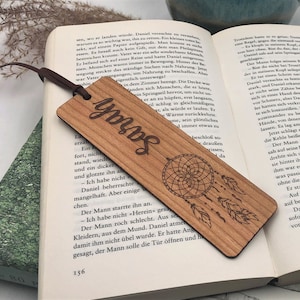 personalisierte Lesezeichen aus Holz, Buchzeichen, Lesemarke personalisierbar aus Vollholz, Traumfänger, Buchmotiv