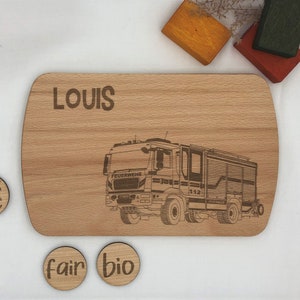 Gepersonaliseerde ontbijtplanken voor kinderen: kinderborden met brandweerwagen, houten plankjes, doop, eerste verjaardag, tussendoortje