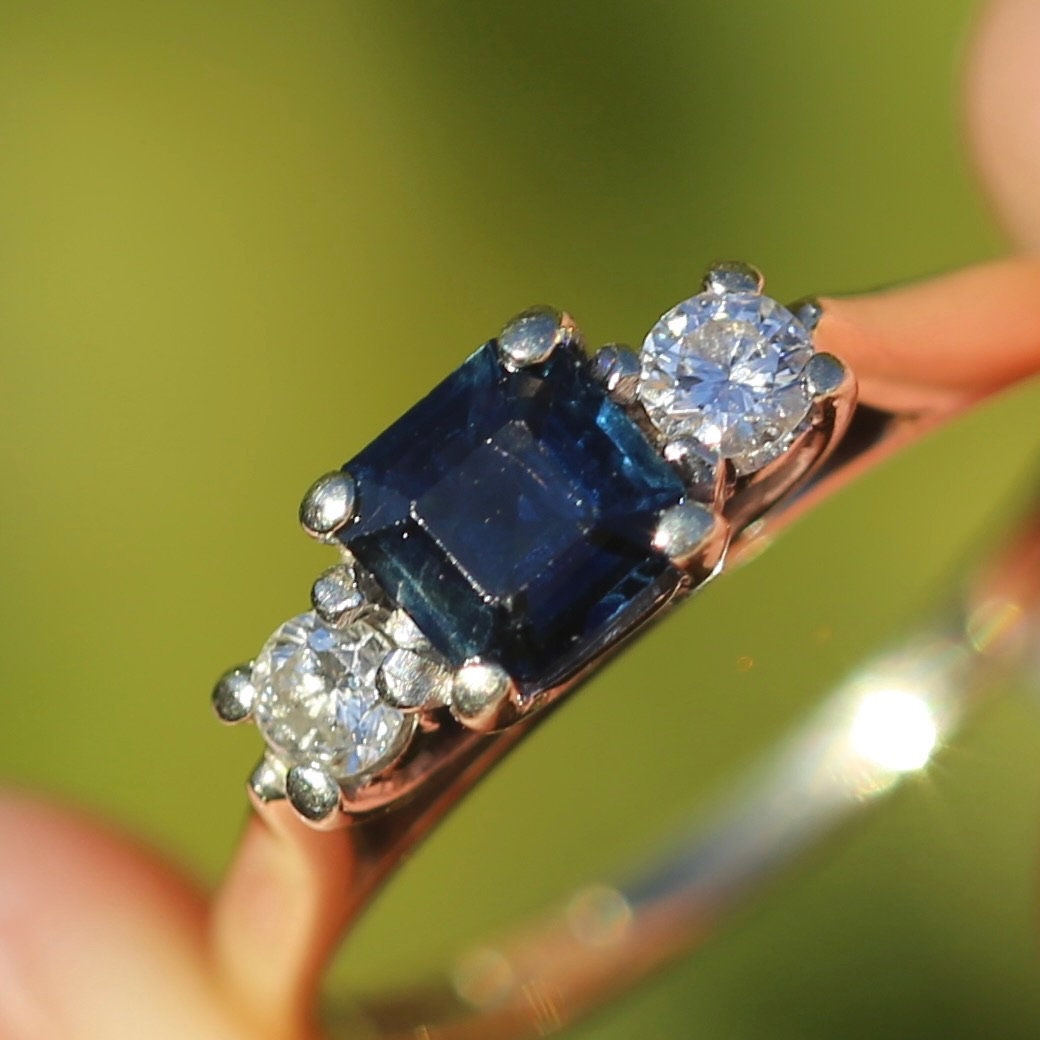 Square gem sale ring