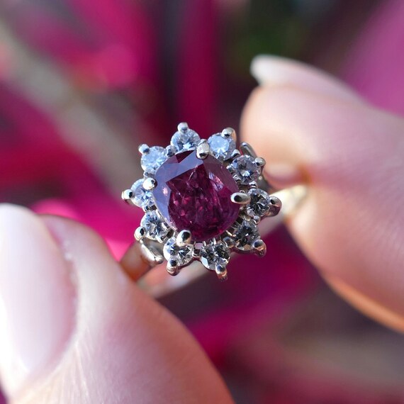 Vintage Natural Ruby and Diamond Halo, 18ct White… - image 7