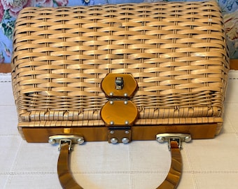 Vintage Woven Paico Hand Made In Hong Kong Handbag With Lucite Handle