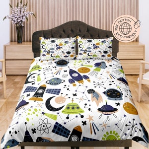 Rocket ship hotsell crib bedding