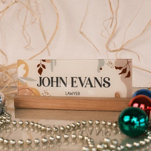 Personalized Acrylic Desk Name Plate: Custom Engraved Office Decor