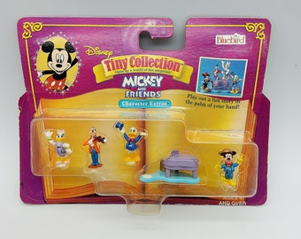 Polly pocket Mickey mouse additional characters set sealed in original packaging