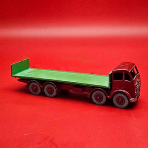 Dinky 902 foden flat truck