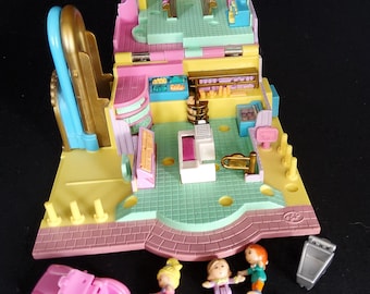 Polly pocket supermarket 100% complete with working lights