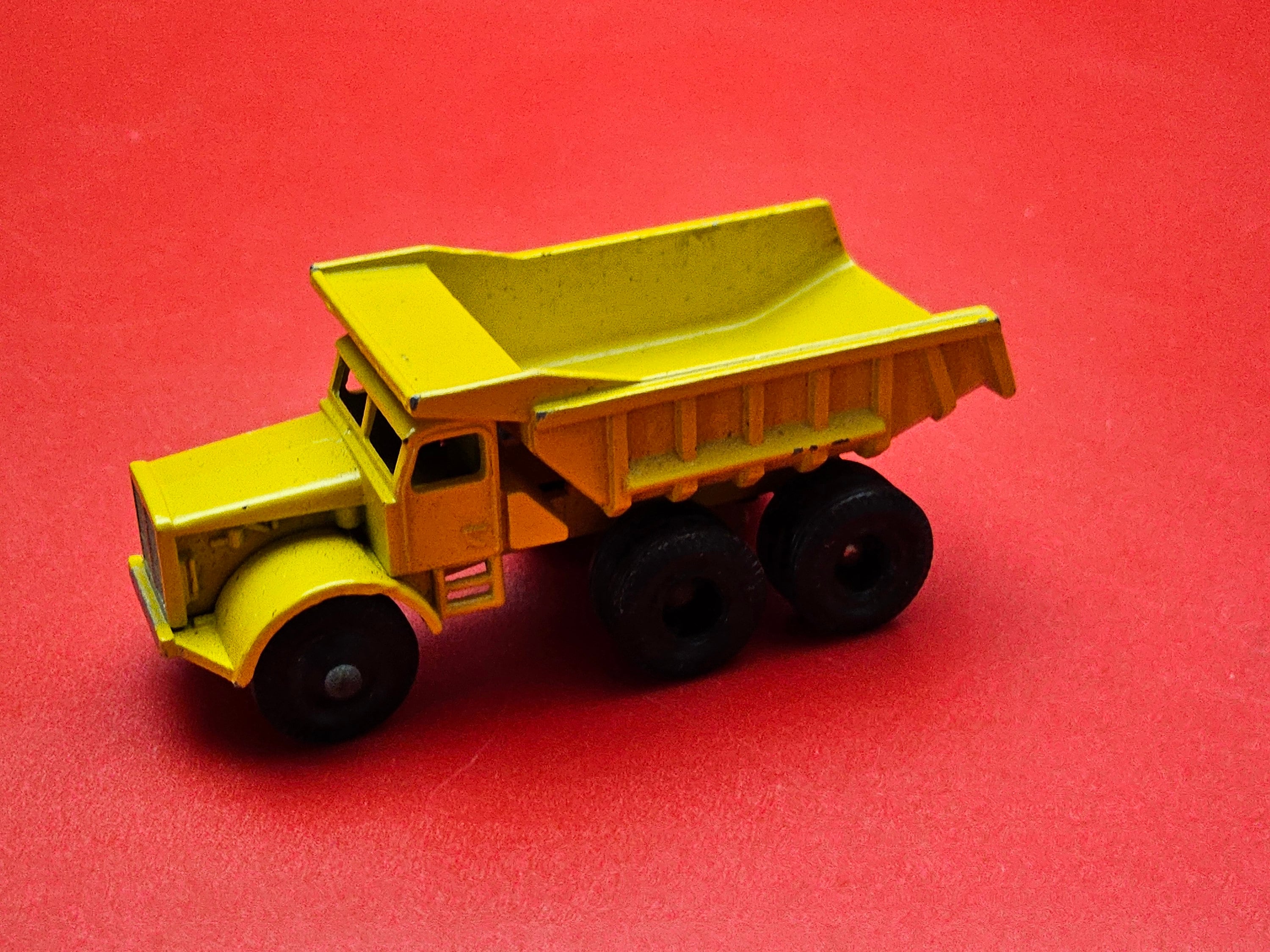 Vintage Lesney Matchbox Series #6 Euclid Quarry Truck With