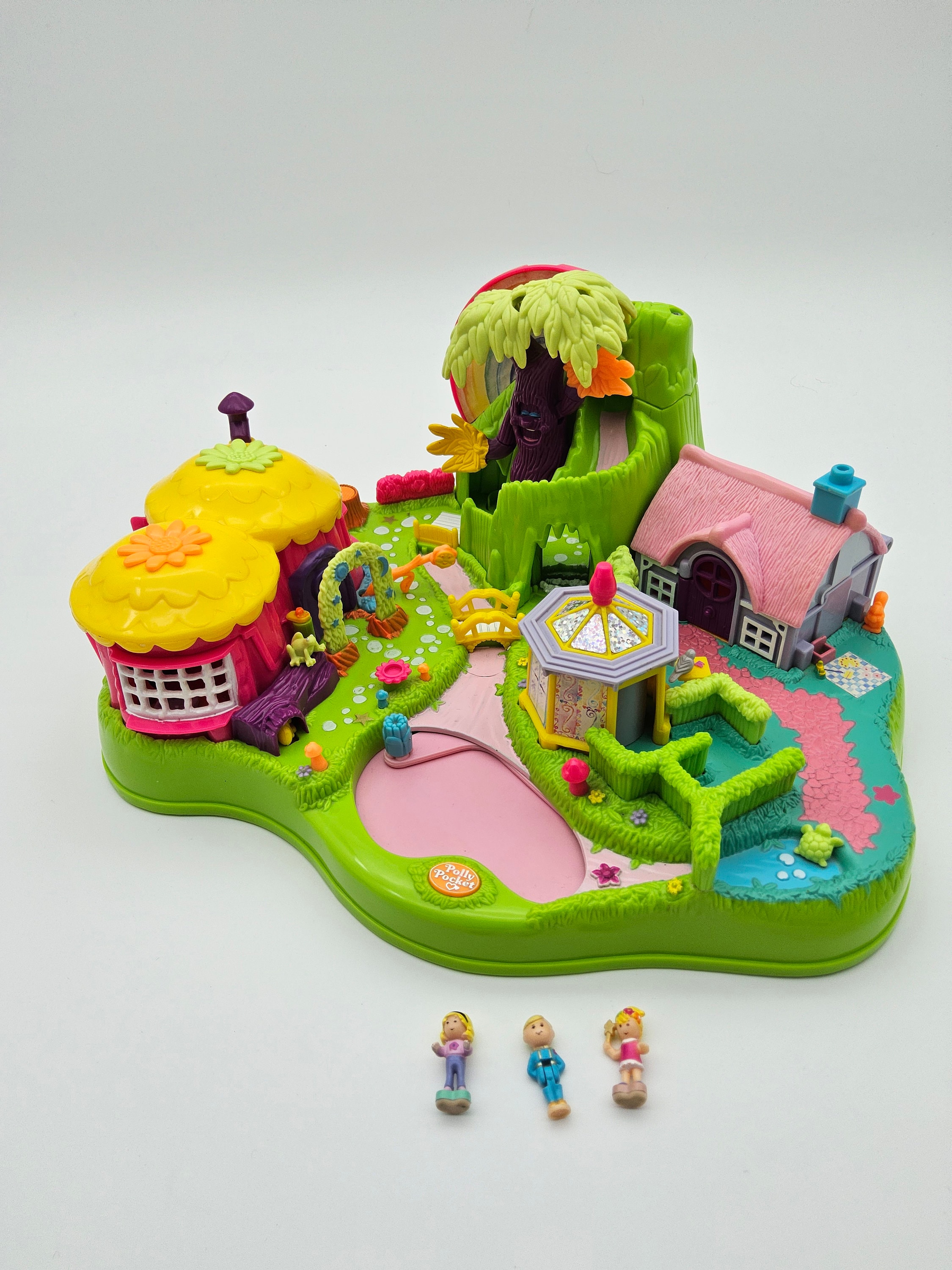 Casa De Barbie Castillo Mu00e1gico De Polly Pocket Set De Juego