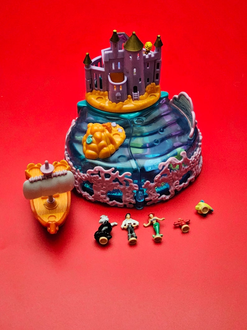 Polly Pocket Disney Little Mermaid Under the Sea Kingdom 100 Complete