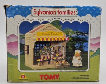 Vintage Tomy sylvanian families flower shop boxed