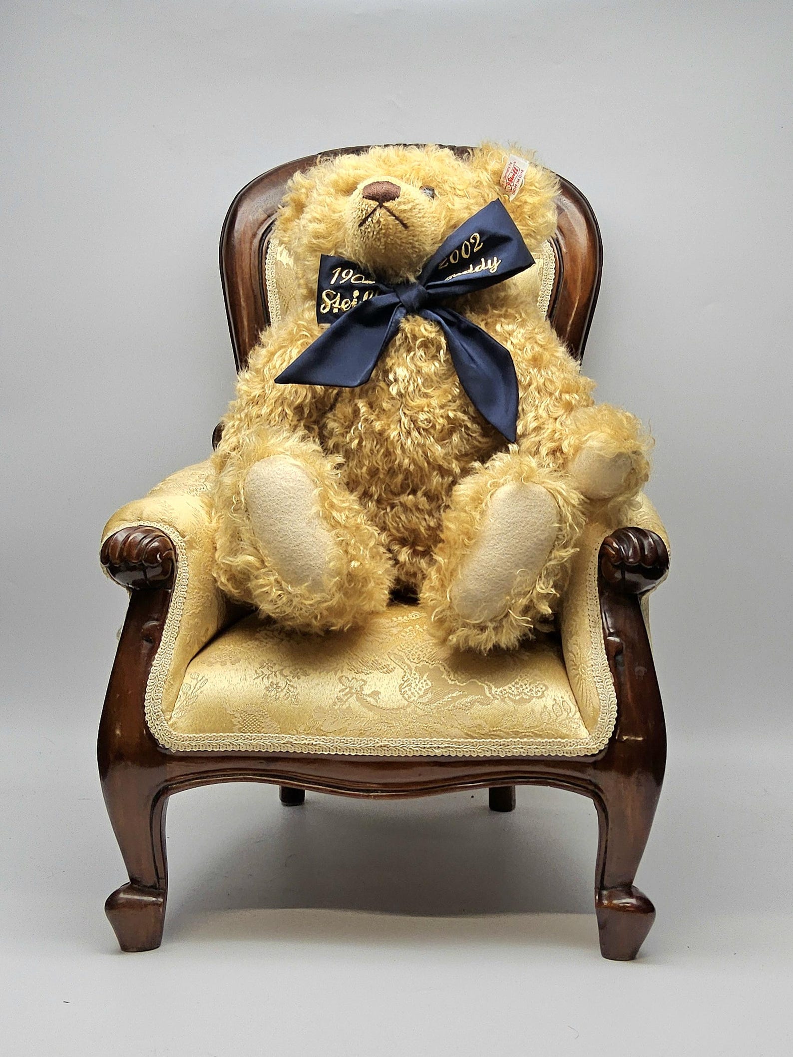 Steiff #670985 centenary bear with original paperwork and packaging