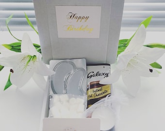 Ladies Birthday Pamper Gift Box: Mini Spa Letterbox Hamper