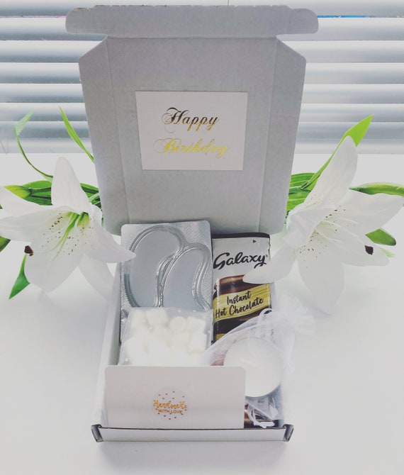 Ladies Birthday Pamper Gift Box: Mini Spa Letterbox Hamper