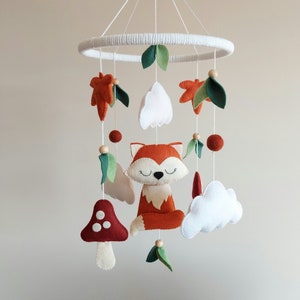 Fox mobile, Woodland mobile, Forest animals mobile, Felt baby mobile, Nursery mobile, Baby shower gift, Gender neutral mobile, Crib mobile