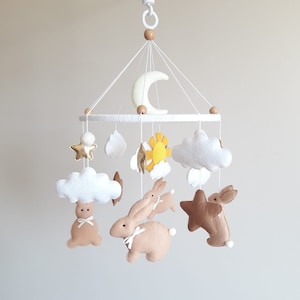 Felt rabbit baby mobile, Bunny nursery mobile, Rabbit cot mobile, Bunny crib mobile, Nursery decor, Baby shower gift, Gender neutral mobile