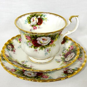 Vintage Royal Albert Tea Cup Set: Celebration Montrose Shape