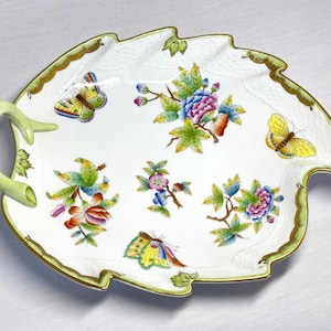 Queen Victoria by Herend, Leaf Form Dish w/ Butterflies and Peonies, Very Good Condition