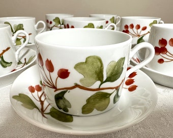 Red Currant by Richard Ginori - 1980's Cup and Saucer With Red Currants - Made in Italy - 12 Sets Available