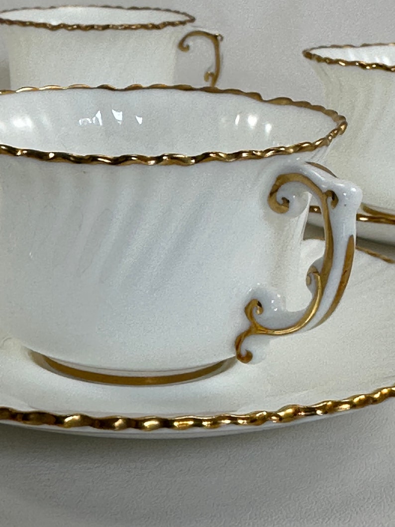 Hammersley Swirl Edge Cups and Saucers, Set of Four English Fine Bone China 3 Ounce Small Teacups, Wedding White with Gold Trim image 3