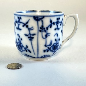 Antique Tettau Porcelain Cup: 19th Century German Strawflower Design