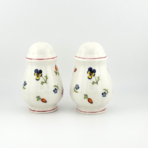 Villeroy & Boch Petite Fleur Salt and Pepper Shaker Pair – 4”