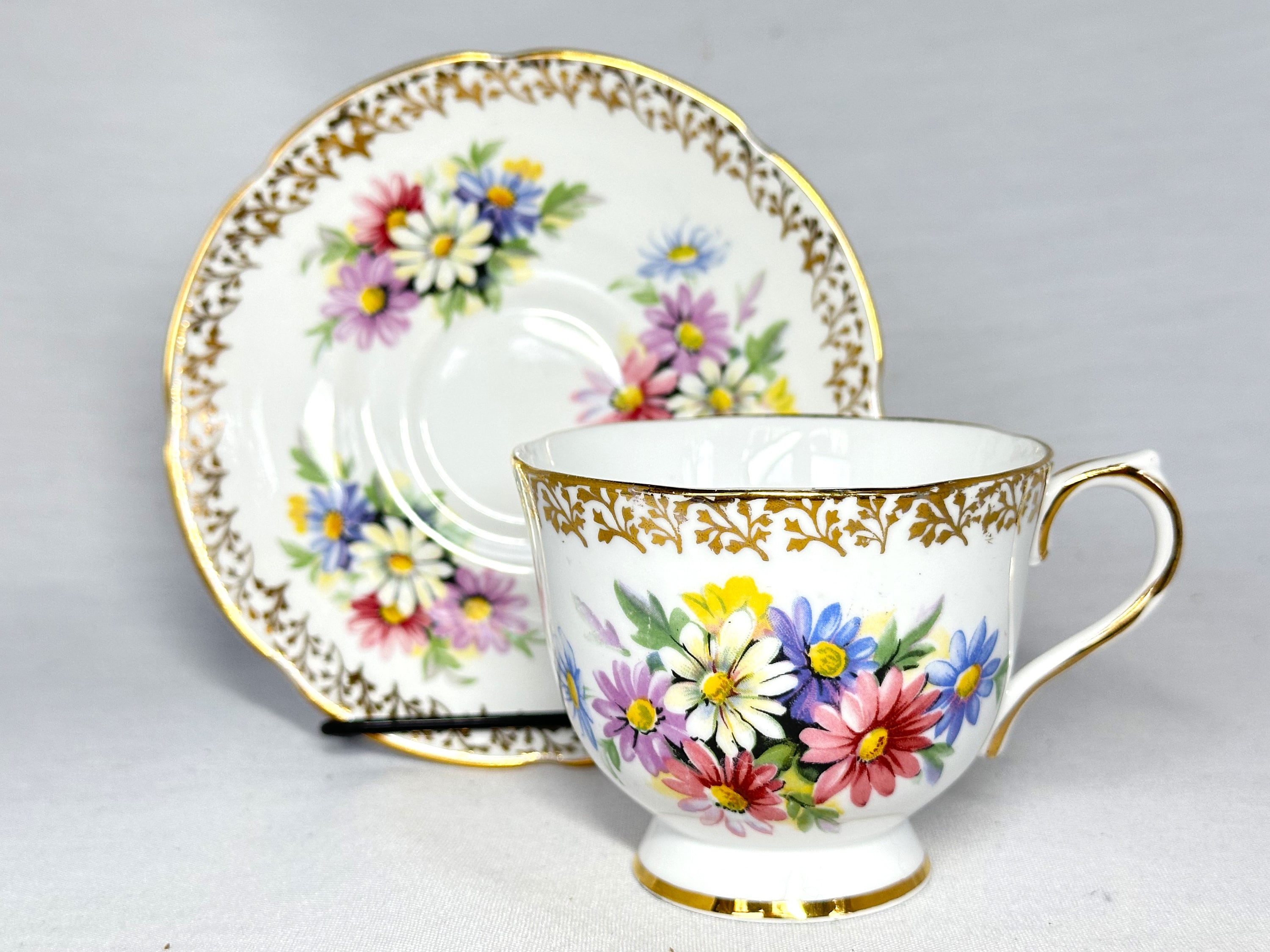 Collingwood コリングウッド金彩 パウダーブルー カップ&ソーサー