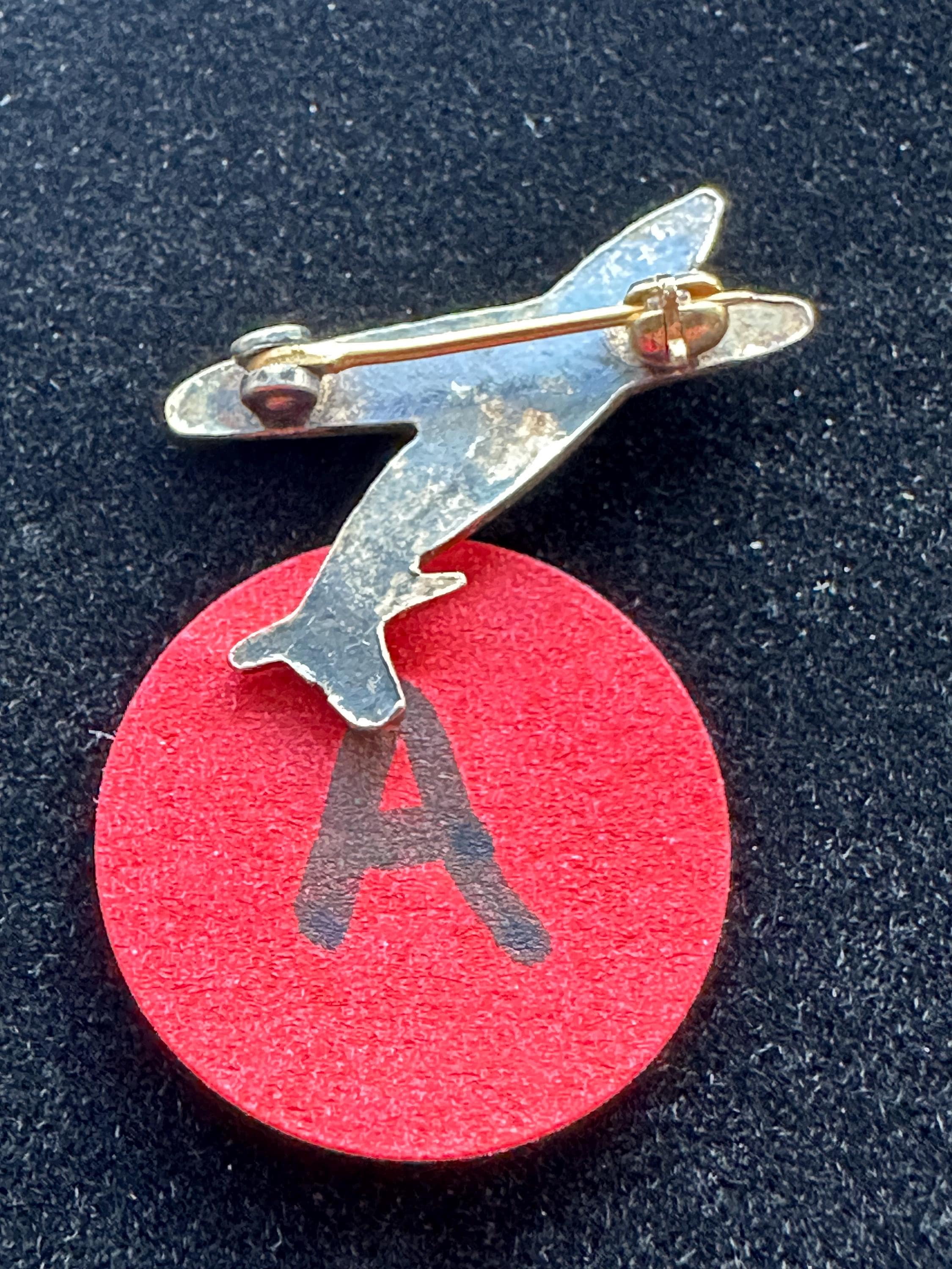 Miniatuer R Pin WWII Sweetheart Pins – Miniature Fighter & Bomber Airplanes | Choice of ...