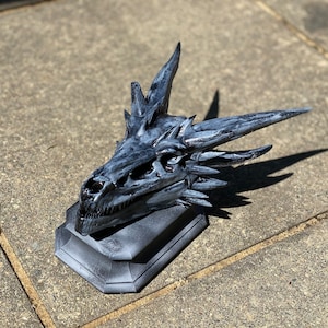 Cráneo de dragón de resina hecho a mano – Decoración de fantasía, inspirado en House of Dragons imagen 3