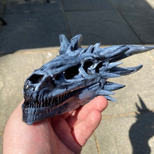 Cráneo de dragón de resina hecho a mano – Decoración de fantasía, inspirado en House of Dragons imagen 7
