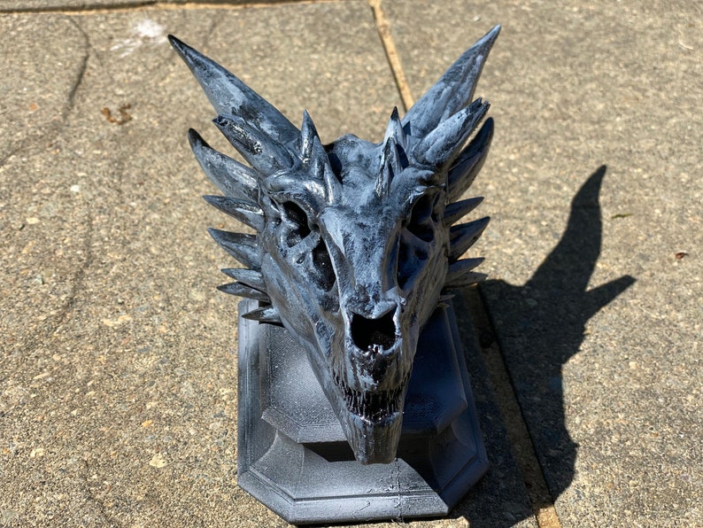 Cráneo de dragón de resina hecho a mano – Decoración de fantasía, inspirado en House of Dragons imagen 2