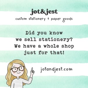 Peut inclure: Image avec le texte "jot&jest custom stationery + paper goods." Le texte "Did you know we sell stationery? We have a whole shop just for that!" est &eacute;galement pr&eacute;sent. Illustration d'une personne avec des lunettes pointant vers le haut.