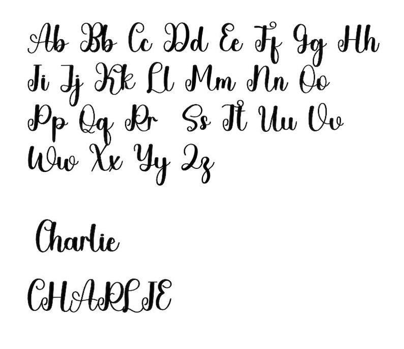 以下が含まれることがあります： アルファベットを筆記体で書いた白黒の画像。文字は2行に配置されており、最初の行は「A」から始まり「Hh」で終わります。2行目は「Ii」から始まり「Zz」で終わります。アルファベットの下に筆記体で「Charlie」と書いてあり、その下にすべて大文字で「CHARLIE」と書いてあります。