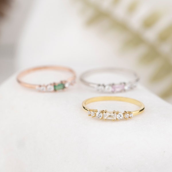 Dainty Baguette Birthstone Ring, Family Birthstone, Mother Grandma Ring Gift, Gold Silver Mothers Ring, Personalized Gift, Gift for Her