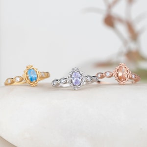 Vintage Alexandrite Engagement Ring, Mothers Day, Personalized Gift for Her, Bridesmaid Gifts, Antique Oval Shaped Bridal Ring, Promise Ring