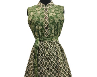 Effortless Style: Green floral Short Dresses for Every Occasion