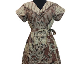 Sophisticated Women’s Batik Dress with Classic Patterns