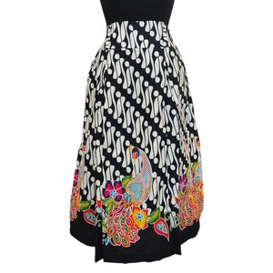 Batik skirt in classic batik pattern