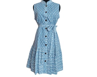 Hand-Stamped Batik Sleeveless Cheongsam: A Unique Blend of Culture